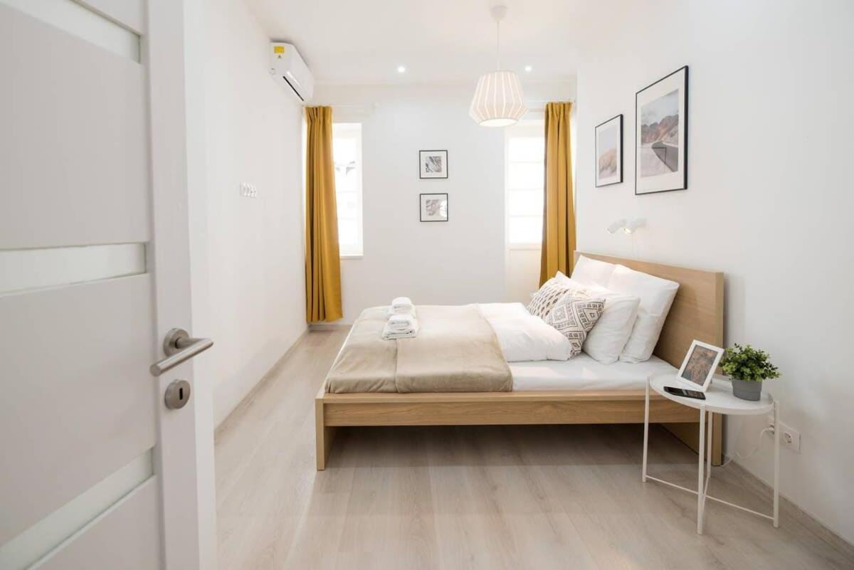 Trendy Central Apartment At Castle Будапеща Екстериор снимка