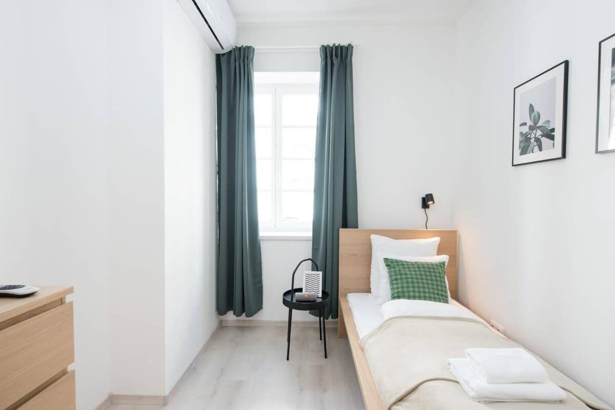Trendy Central Apartment At Castle Будапеща Екстериор снимка