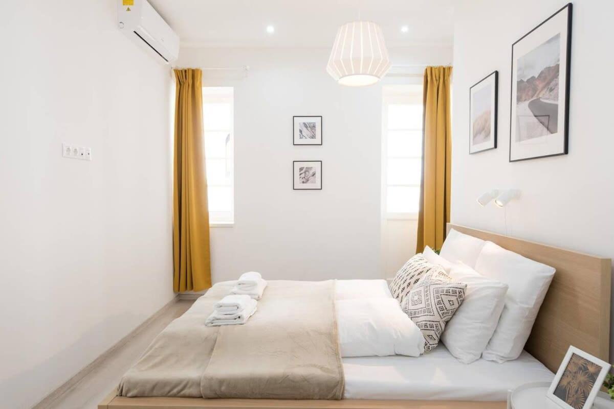 Trendy Central Apartment At Castle Будапеща Екстериор снимка